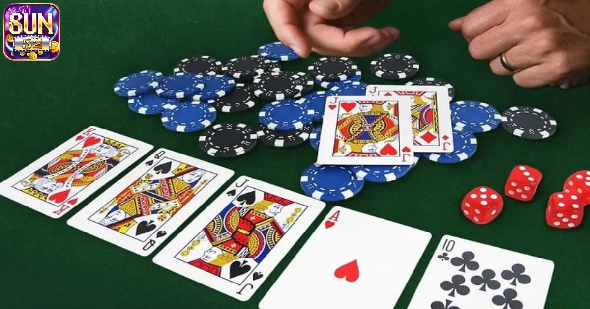 Giới thiệu về luật chơi sâm lốc & Các quy tắc cơ bản cần nắm 3 Cách sắp xếp bài trong luật chơi sâm lốc