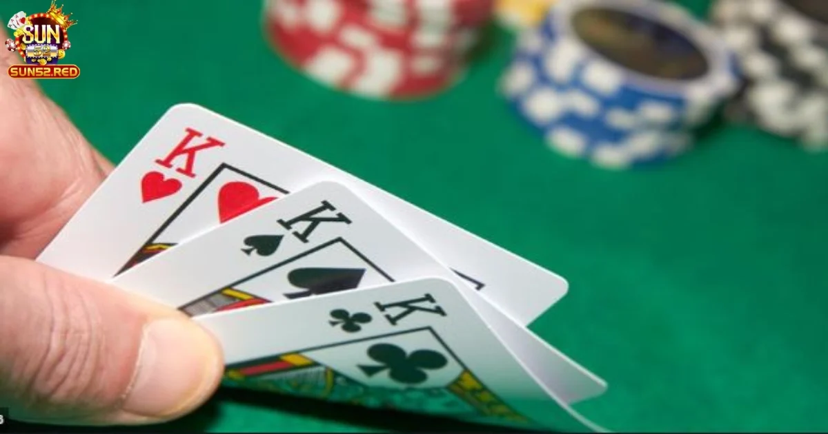 Cách Chơi Bài Liêng Trên Sun52 Đơn Giản Và Dễ Hiểu Nhất 3 Thời điểm đặt cược thích hợp