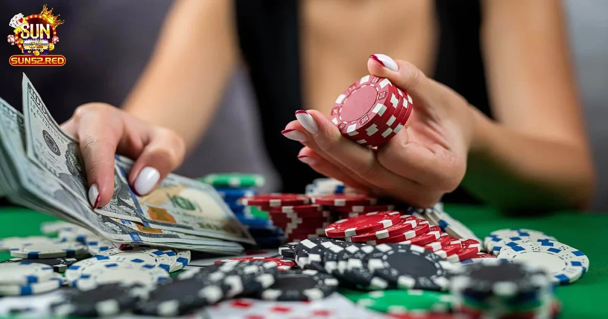 Cách Đọc Bài Poker Của Đối Thủ: Bí Quyết Dễ Thắng Tại Sun52 4 Phân Tích Mẫu Hành Vi Của Đối Thủ Khi Chơi Poker tại Sun52